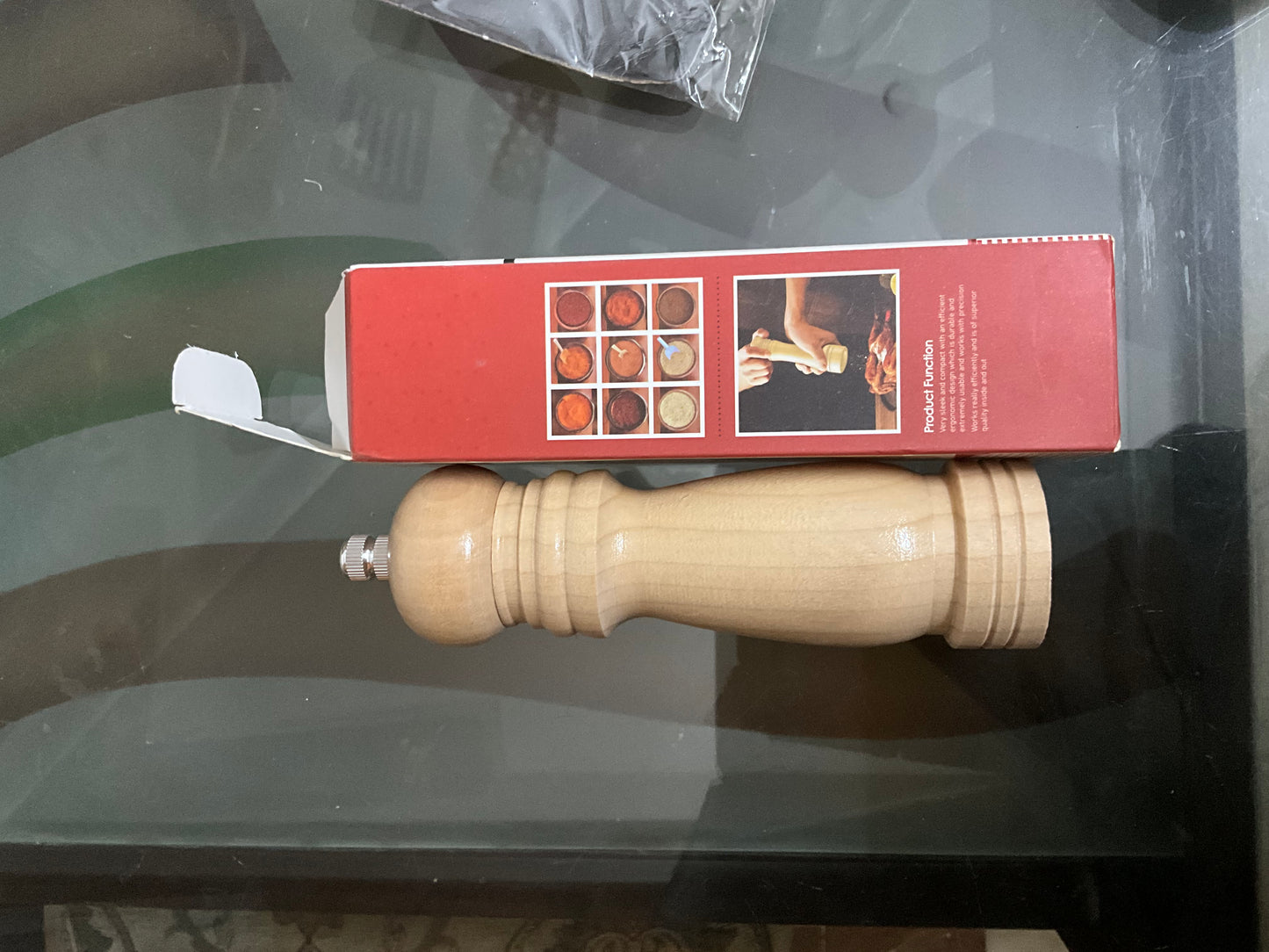 Manual salt shaker small