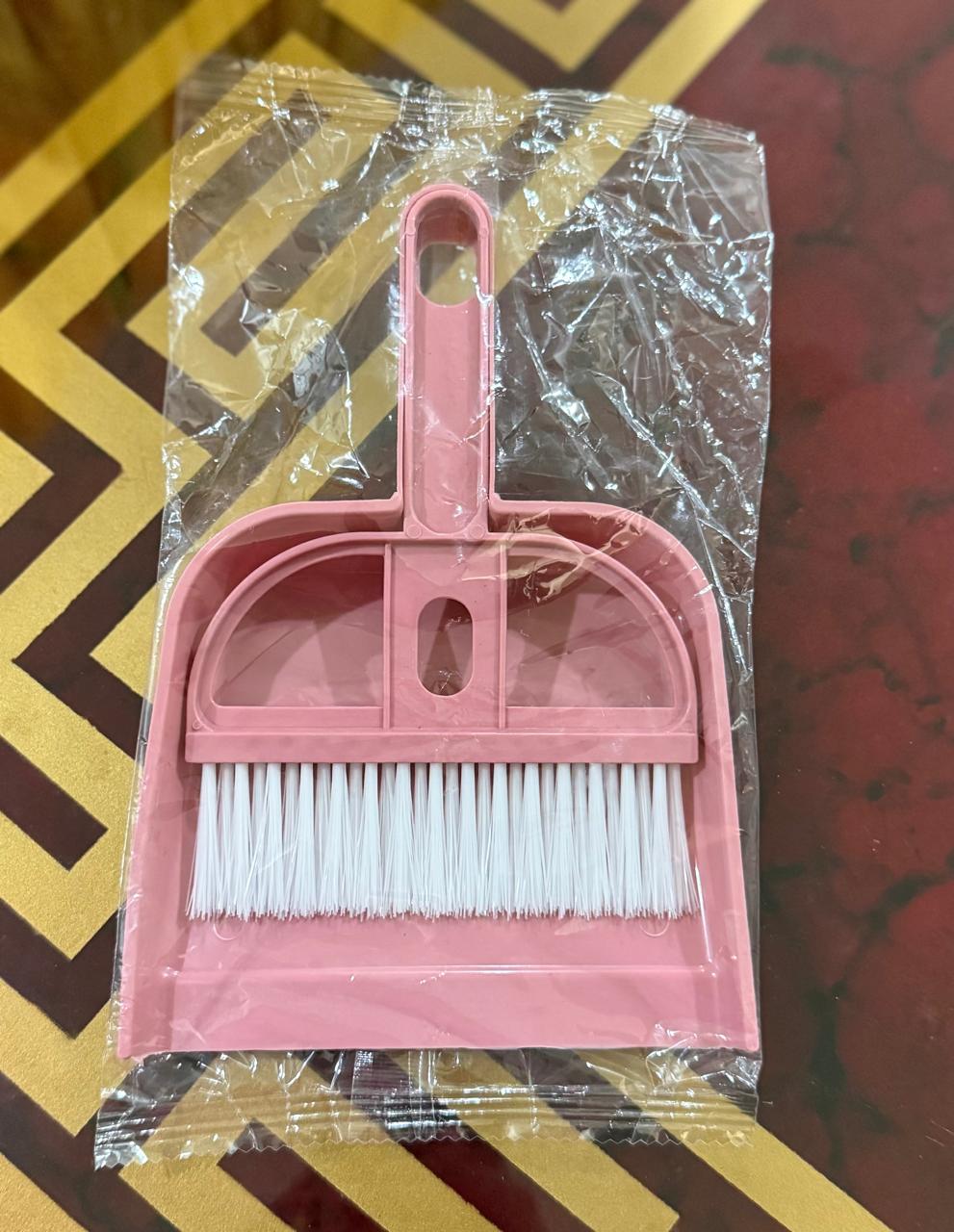 Set Of Small Broom and Dustpan Set Mini Dustpan and Brush Set Hand Broom Cute Little Whisk Dust Pan and Brush Set for Camping,Keyboard,Table,Desk,Window Gaps,Small Messes, Kids
